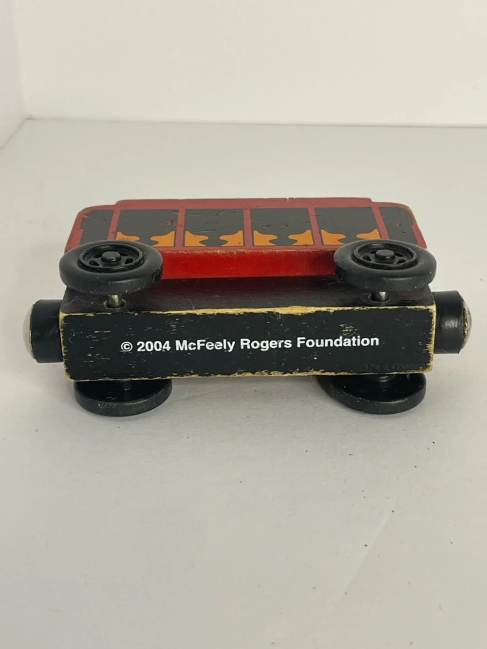 2004 McFreely Rogers Foundation Neighborhood Wood Trolley Magnetic - Picture 6 of 8